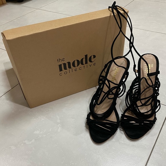 The Mode Collective Multi Strap Sandal in Black - Picture 7 of 12